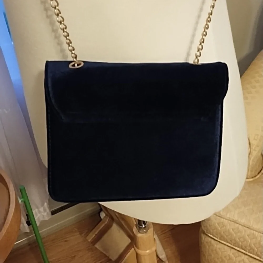 Olivia Miller Purse "Love" - Picture 4 of 8